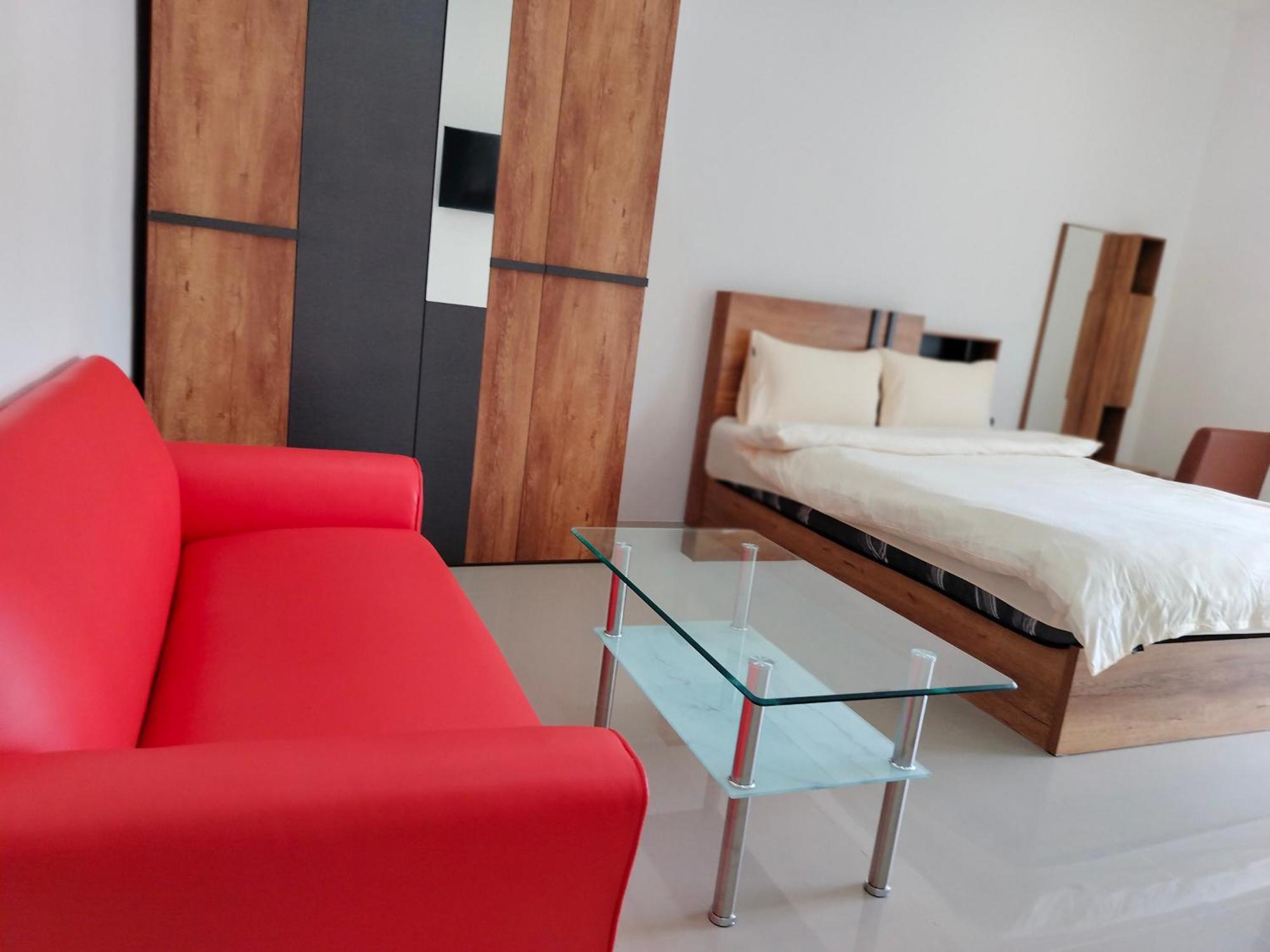 Taxim Residence Boutique Hotel Patong Luaran gambar