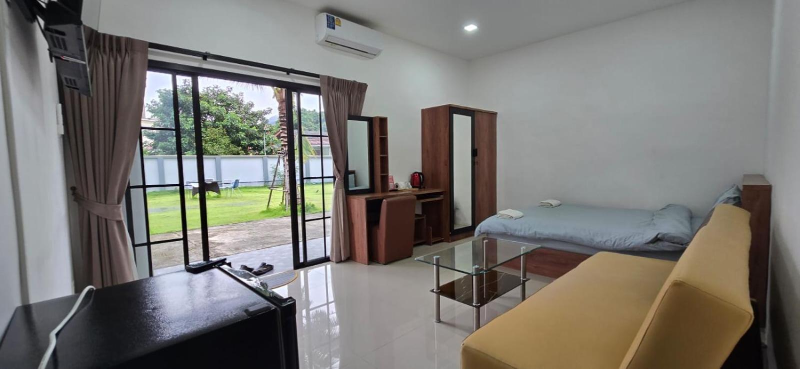 Taxim Residence Boutique Hotel Patong Luaran gambar